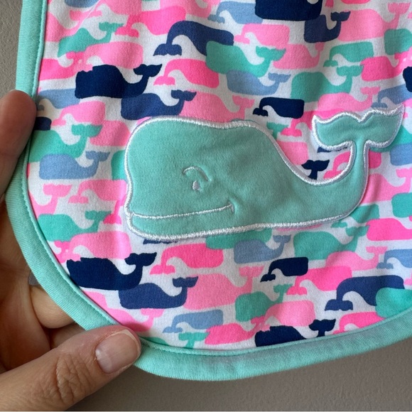 Vineyard Vines Multi Color Whale Baby Bib EUC - Picture 2 of 7
